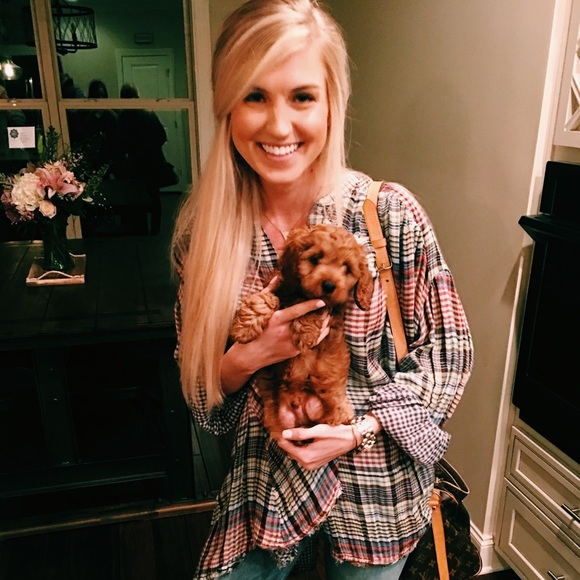 MEET UR POSHER - Picture 2 of 5